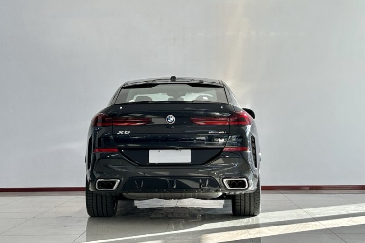 宝马X6 2023款 xDrive40i 尊享型 M运动套装车身外观6007