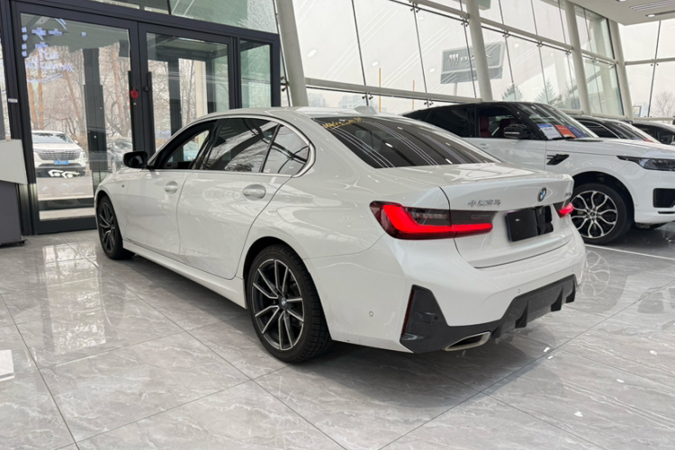 宝马3系 2023款 325Li M运动套装车身外观6007