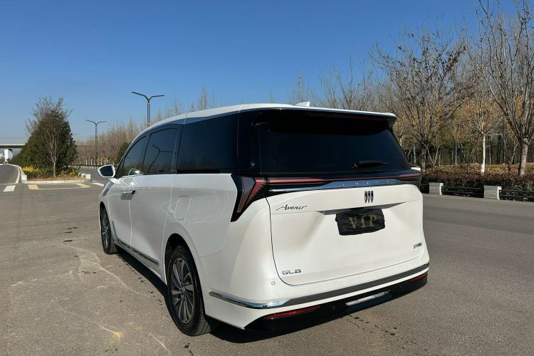 别克GL8 2026款 陆尊 尊享版车身外观6006