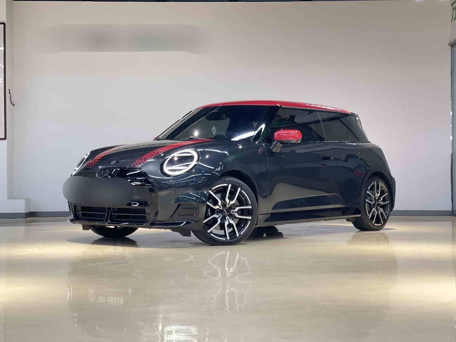 电动MINI COOPER 2024款 452km COOPER SE 赛车手(2)