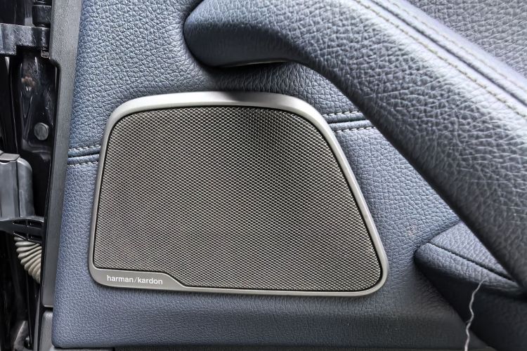 宝马5系(进口) 2020款 530i 风尚版 M运动套装中控内饰7013