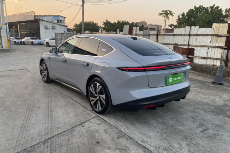 蔚来ET5 2024款 75kWh车身外观6004