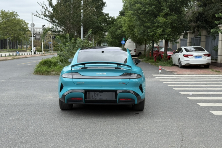 小米汽车 小米SU7 2024款 四驱Max创始版车身外观6008