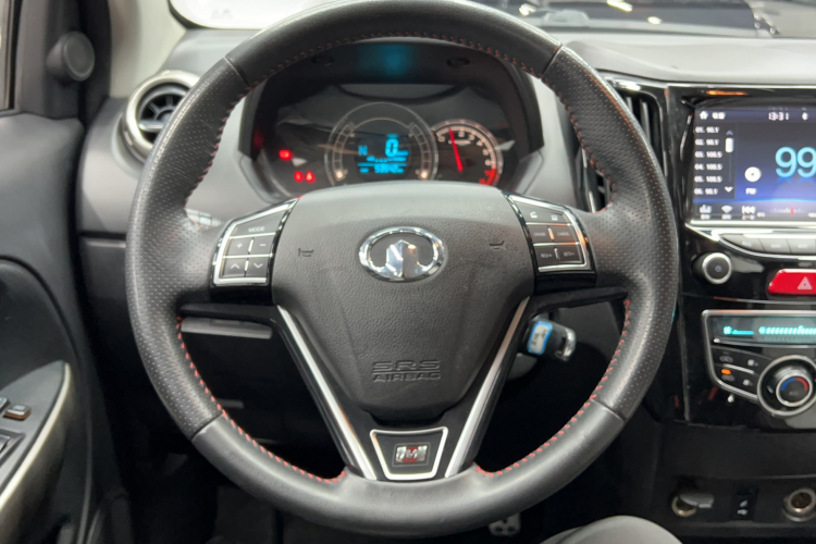 长城M4 2015款 1.5L AMT豪华型局部细节13