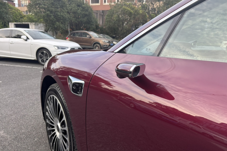 鸿蒙智行 享界S9 2025款 增程 Ultra车身外观6004