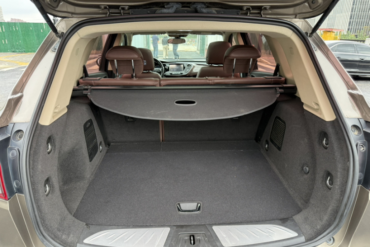 别克 昂科威 2017款 20T 两驱精英型局部细节23