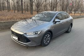 比亚迪 秦PLUS 2024款 荣耀版 DM-i 55KM领先型