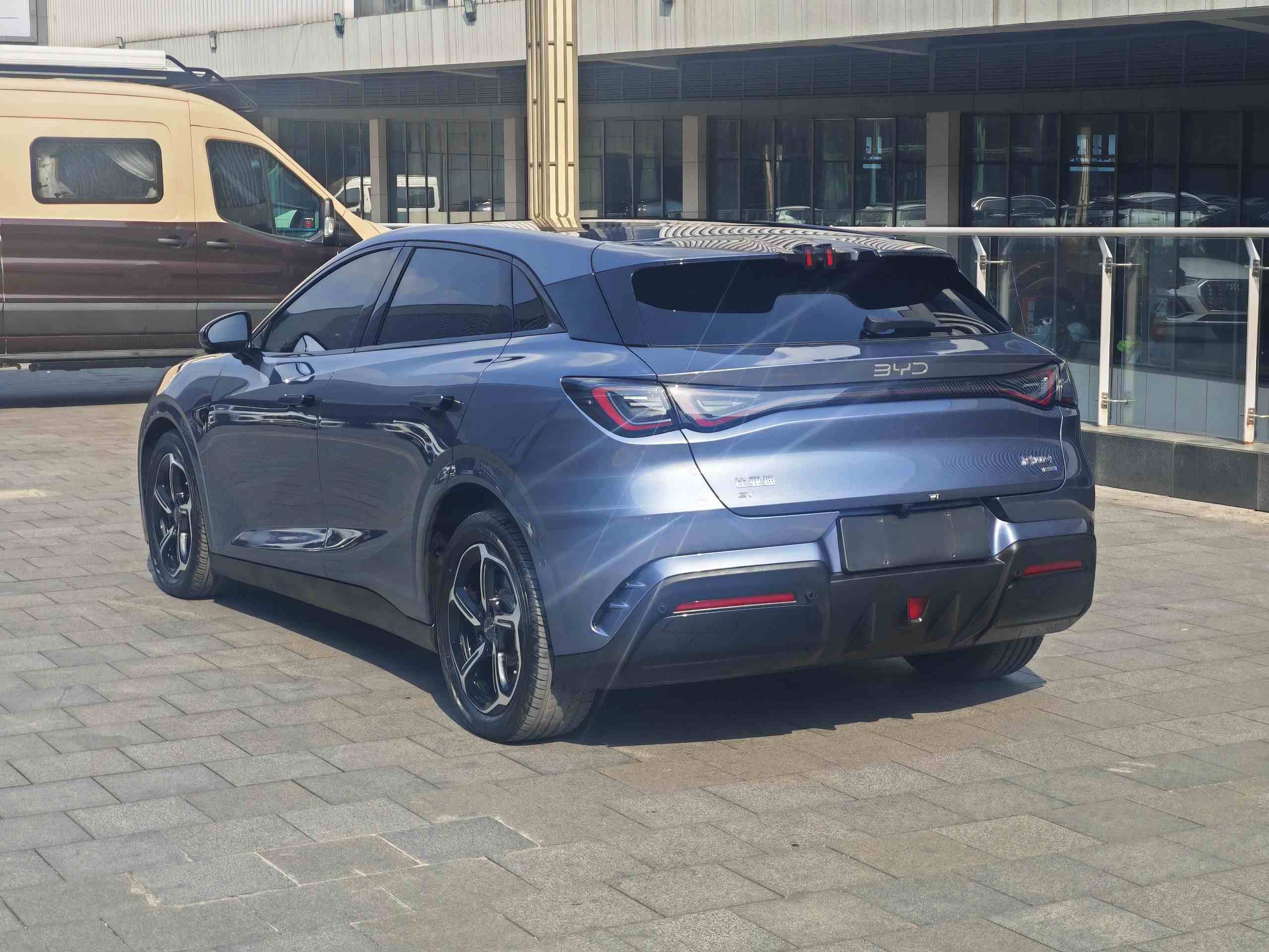 比亚迪 海豹06GT 2025款 智驾版 605热浪版(4)