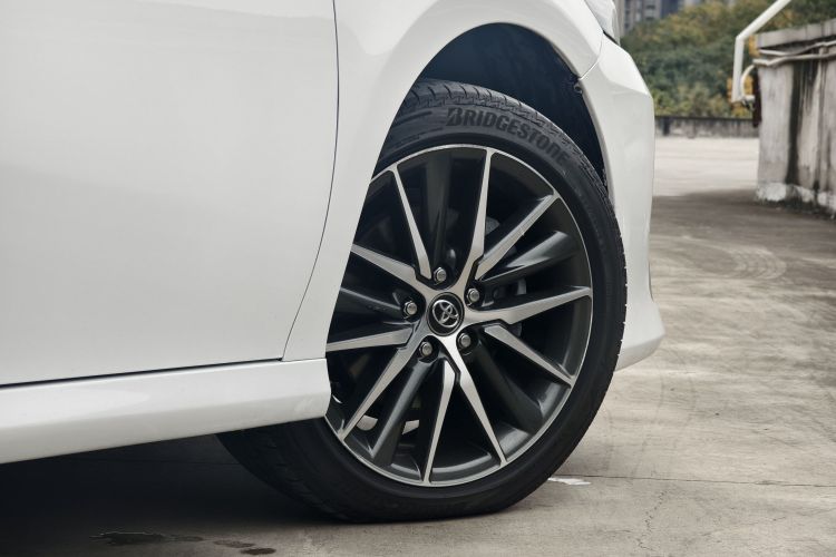 丰田 凯美瑞 2021款 2.5G 豪华版局部细节9002