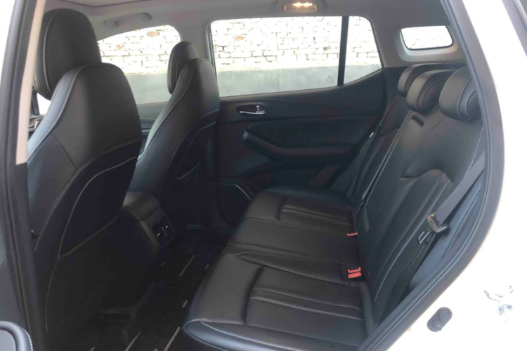 广汽传祺 传祺GS4 2022款 270T 自动智行科技版中控内饰7004