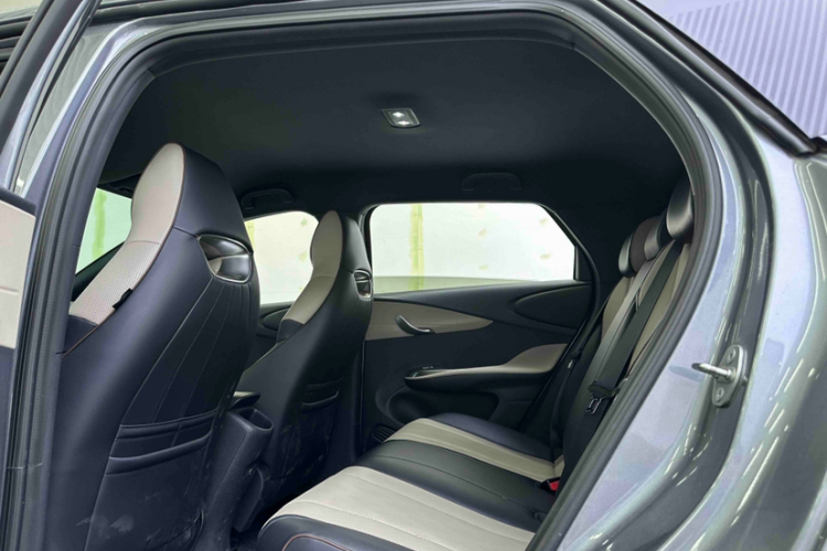 比亚迪 海豚 2023款 420km 时尚版中控内饰7004