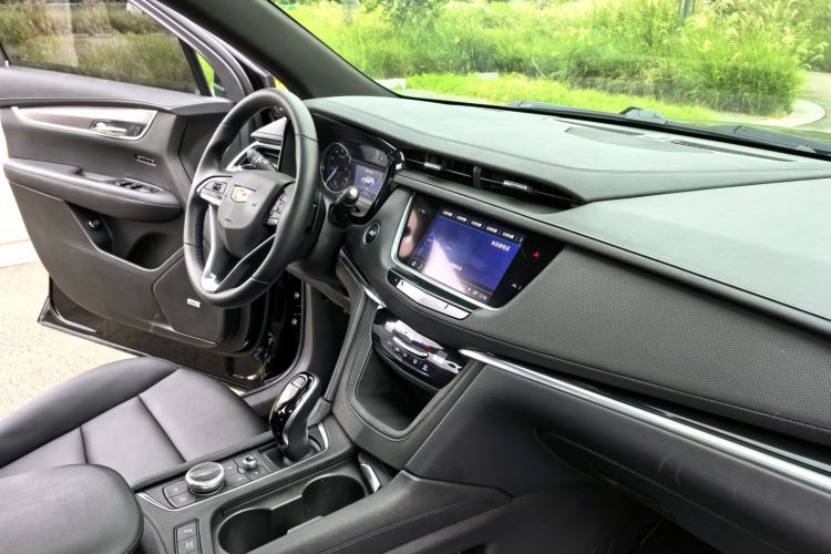 凯迪拉克XT6 2020款 28T 七座风尚型中控内饰7012