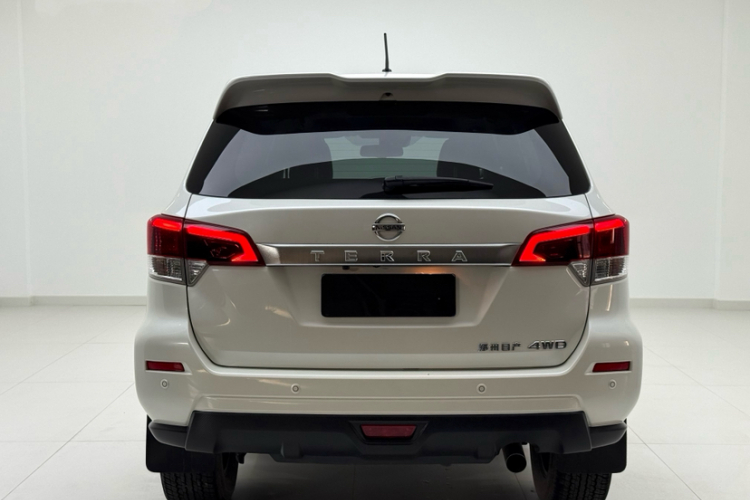 日产 途达 2020款 2.5L XV 4WD 自动四驱旗舰版车身外观6007