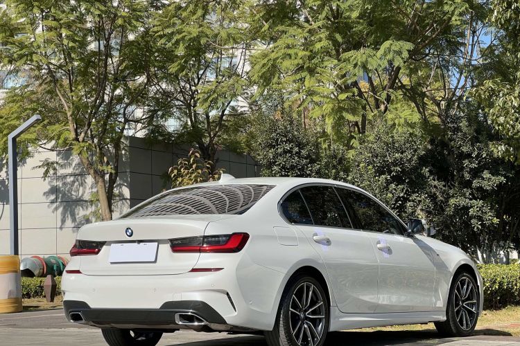 宝马3系 2020款 325i M运动套装车身外观6003
