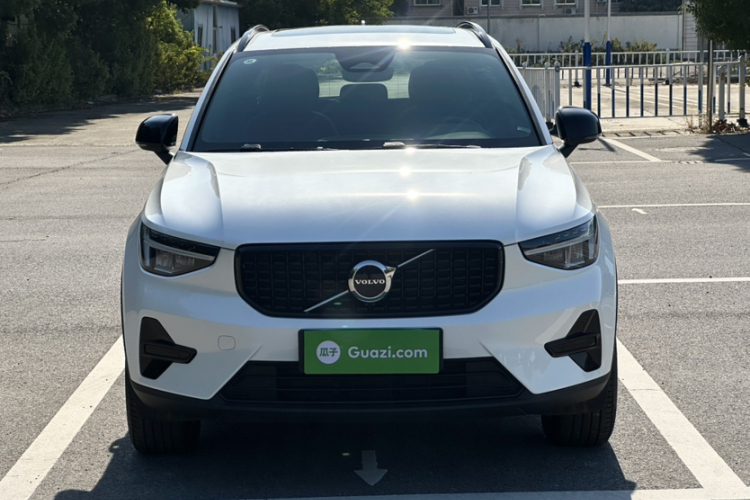 沃尔沃XC40 2024款 B3 智远运动版车身外观6002