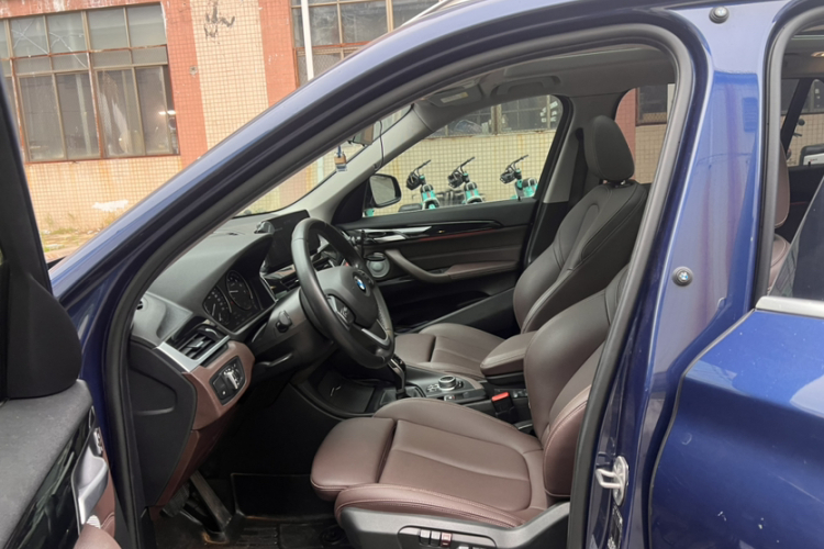 宝马X1 2021款 改款 sDrive20Li 时尚型局部细节19