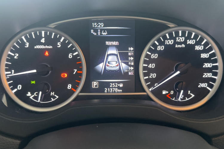 日产 骐达TIIDA 2021款 1.6L CVT智行版中控内饰15