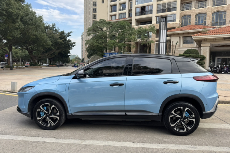 小鹏G3 2020款 520i 智享版车身外观6004