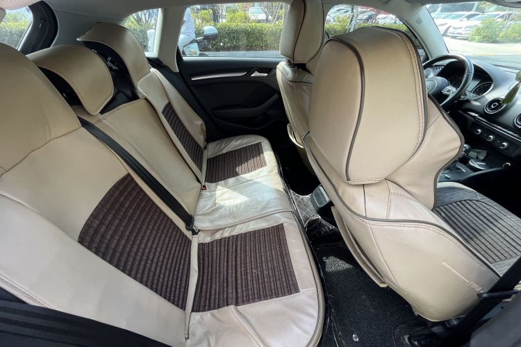 奥迪A3 2016款 Sportback 35 TFSI 领英型中控内饰7004