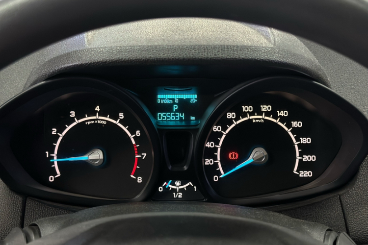 福特 翼搏 2013款 1.5L 自动风尚型中控内饰15