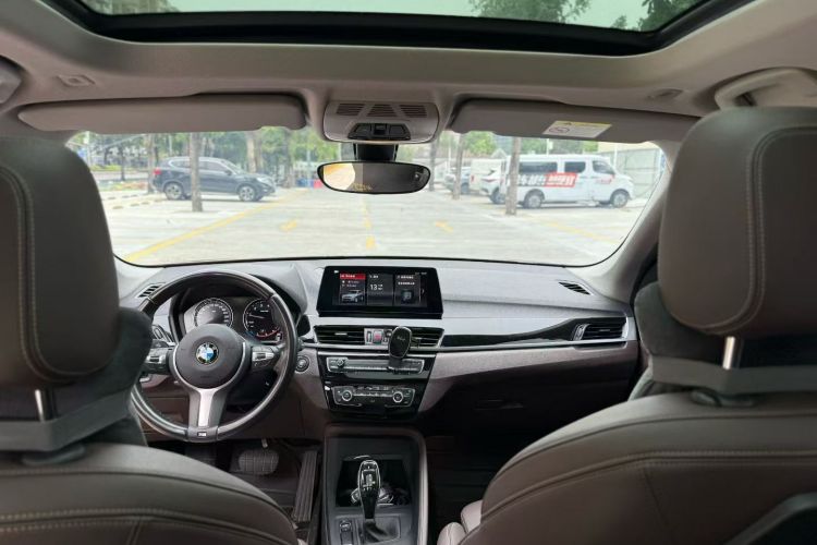 宝马X1 2021款 sDrive25Li 领先型中控内饰7006