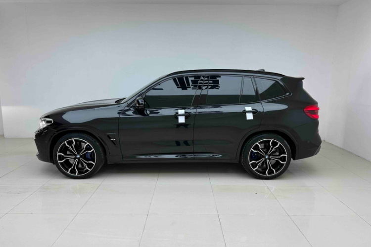 宝马X3 M 2021款 X3 M雷霆版车身外观6003