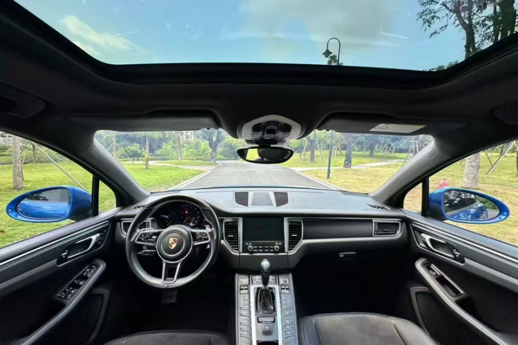 保时捷 2017款  Macan 2.0T中控内饰7004