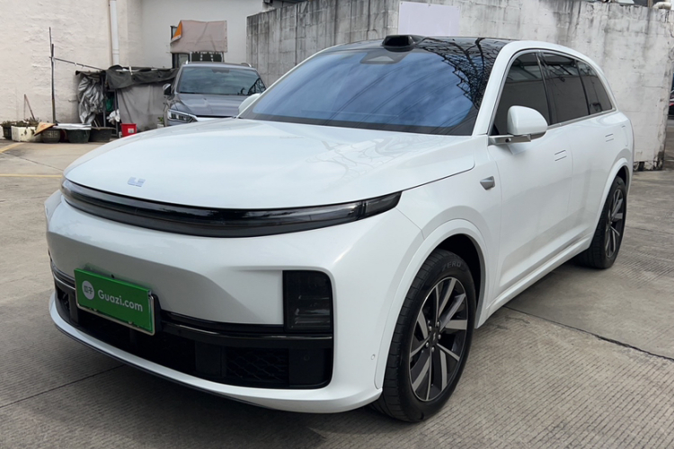 理想汽车 理想L7 2023款 Max车身外观1