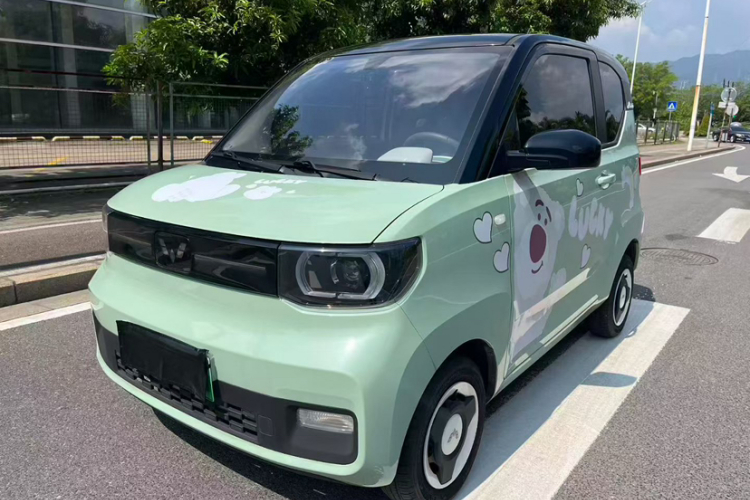 五菱汽车 宏光MINIEV 2022款 自在款 磷酸铁锂车身外观6004