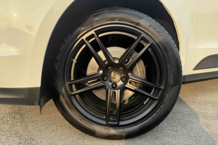 保时捷 2021款 Macan 2.0T车身外观6006