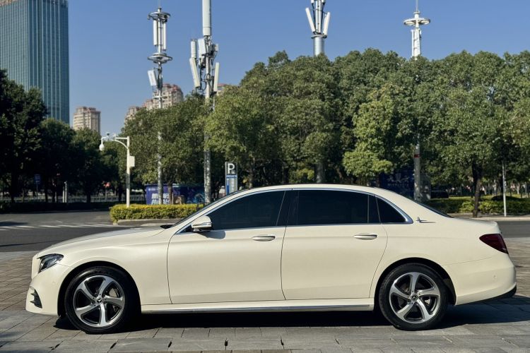 奔驰E级 2018款 改款 E 300 L 运动时尚型车身外观6003