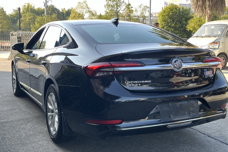 别克 君越 2022款 552T 豪华型车身外观6005