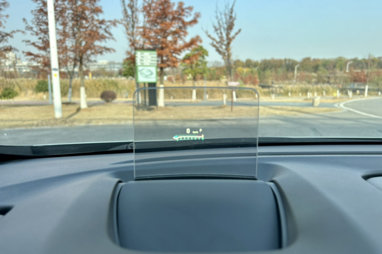 别克GL8 2017款 ES 28T 旗舰型 国V中控内饰7005