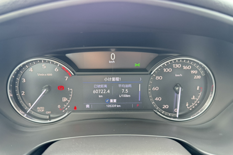 凯迪拉克XT4 2021款 28T 两驱技术型中控内饰15