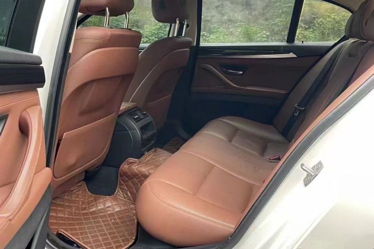 宝马5系(进口) 2015款 520i 典雅型中控内饰7003