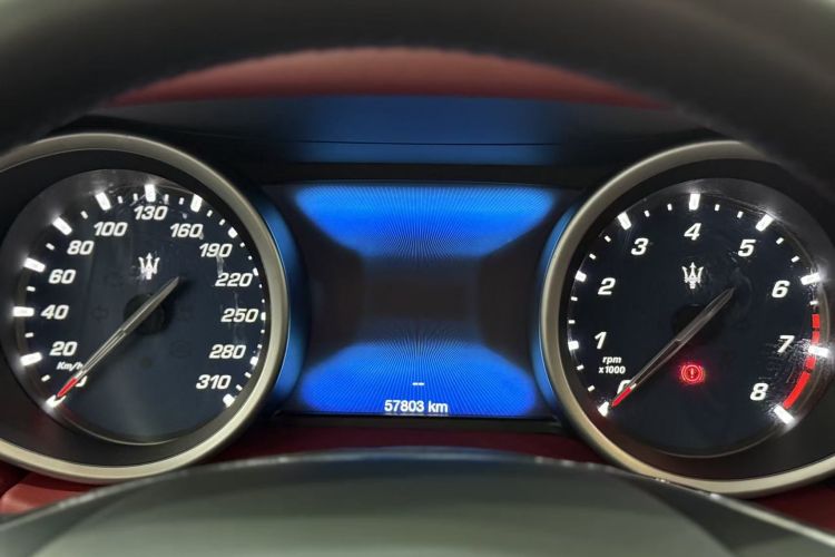 玛莎拉蒂 Ghibli 2017款 3.0T 标准版中控内饰15