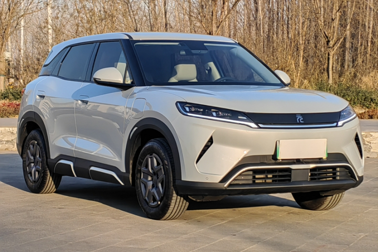 比亚迪 元UP 2025款 301KM 领航型车身外观6005