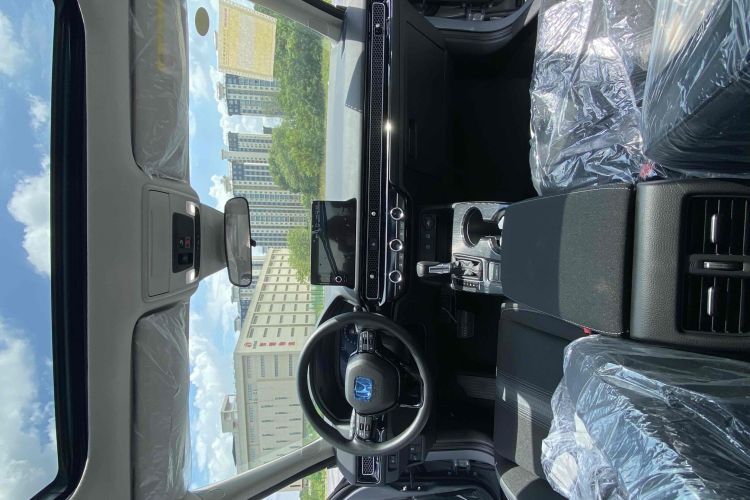 本田 思域 2025款 240TURBO CVT 智趣Plus车身外观6005