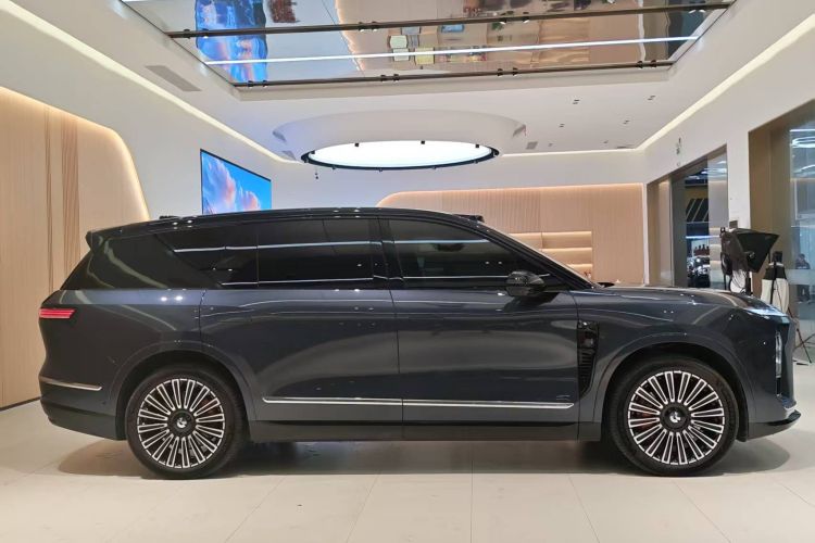 蔚来ES8 2026款 六座行政豪华版车身外观6006