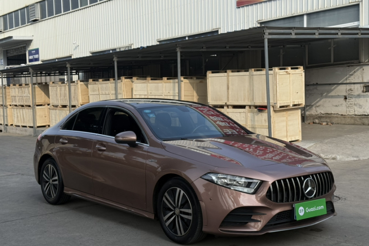 奔驰A级 2020款 A 180 L 运动轿车车身外观6005