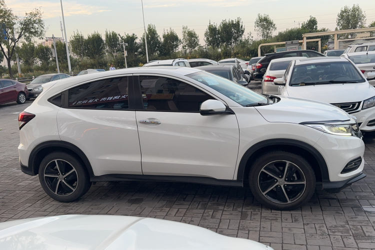 本田 缤智 2020款 1.5L CVT豪华版车身外观6002