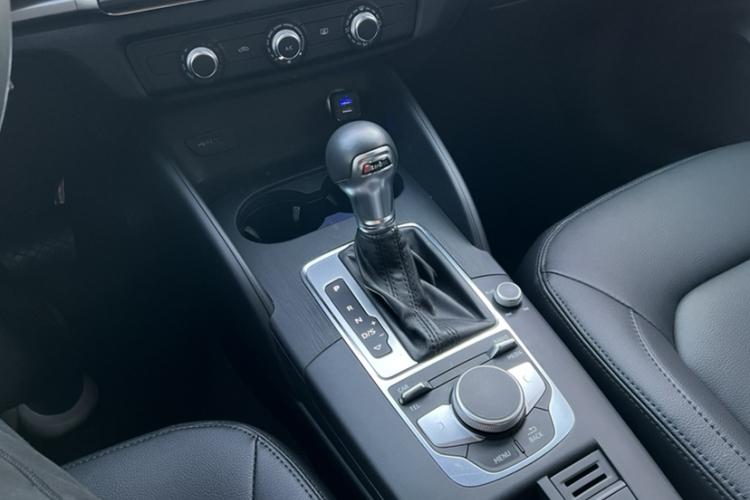 奥迪A3 2017款 Limousine 35 TFSI 进取型局部细节18