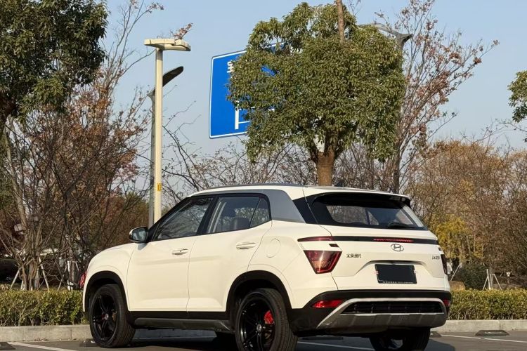 北京现代ix25 2020款 1.5L CVT GLS智能型车身外观6004