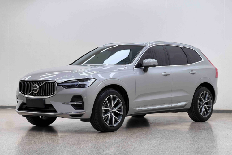 沃尔沃XC60 2022款 B5 四驱智远豪华版车身外观6009
