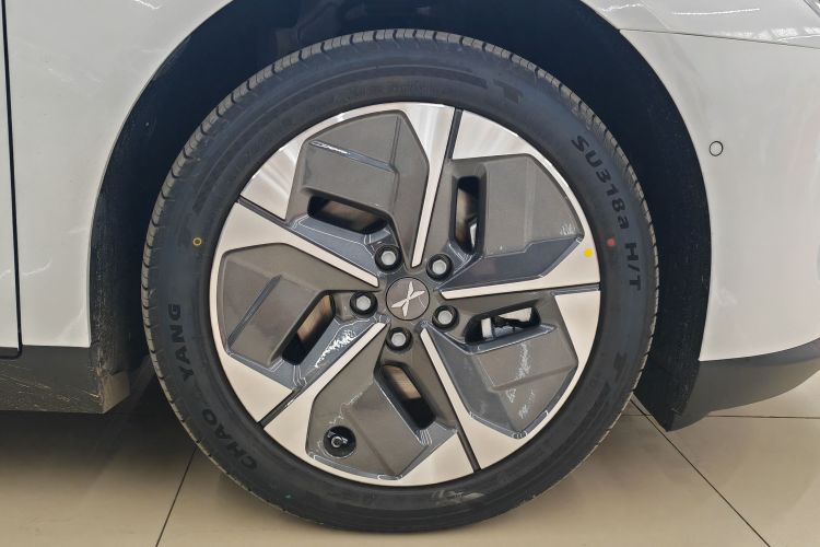 小鹏MONA M03 2025款 515 长续航 Plus车身外观6005