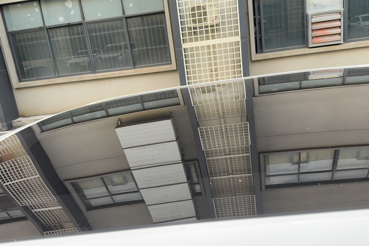 路虎 发现运动版 2020款 249PS R-Dynamic 性能科技版 7座局部细节57