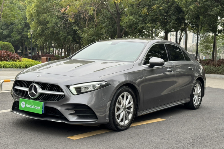 奔驰A级 2021款 A 200 L 运动轿车动感型车身外观6006