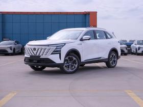 长安CS75 PLUS 2025款 第四代 1.5T 新蓝鲸 智慧鲸悦版