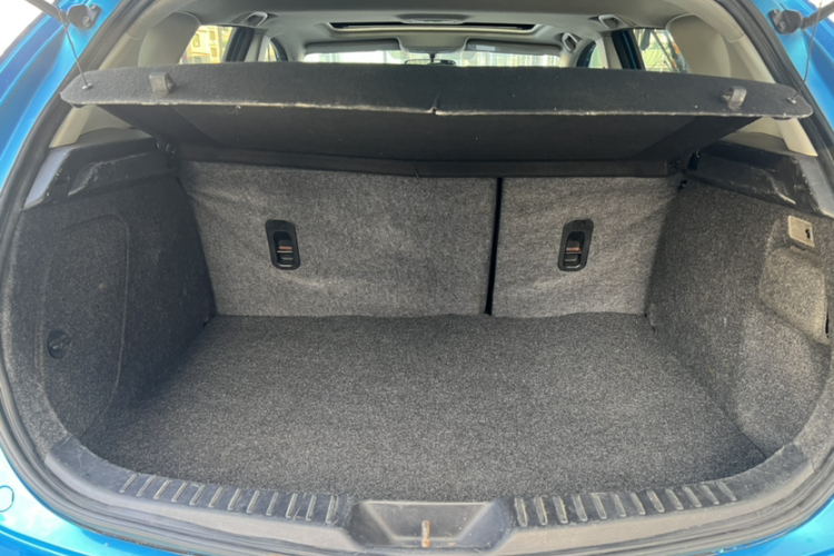 马自达3星骋 2013款 两厢 1.6L 自动精英型中控内饰7006