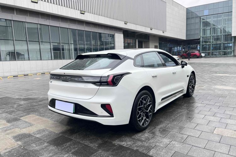 极氪001 2025款 WE版 100kWh 后驱车身外观6011